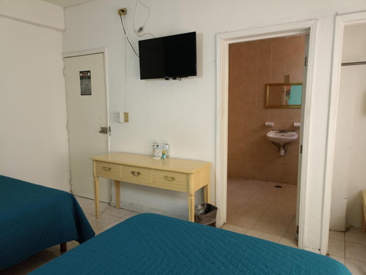 Hotel San Carlos 2*